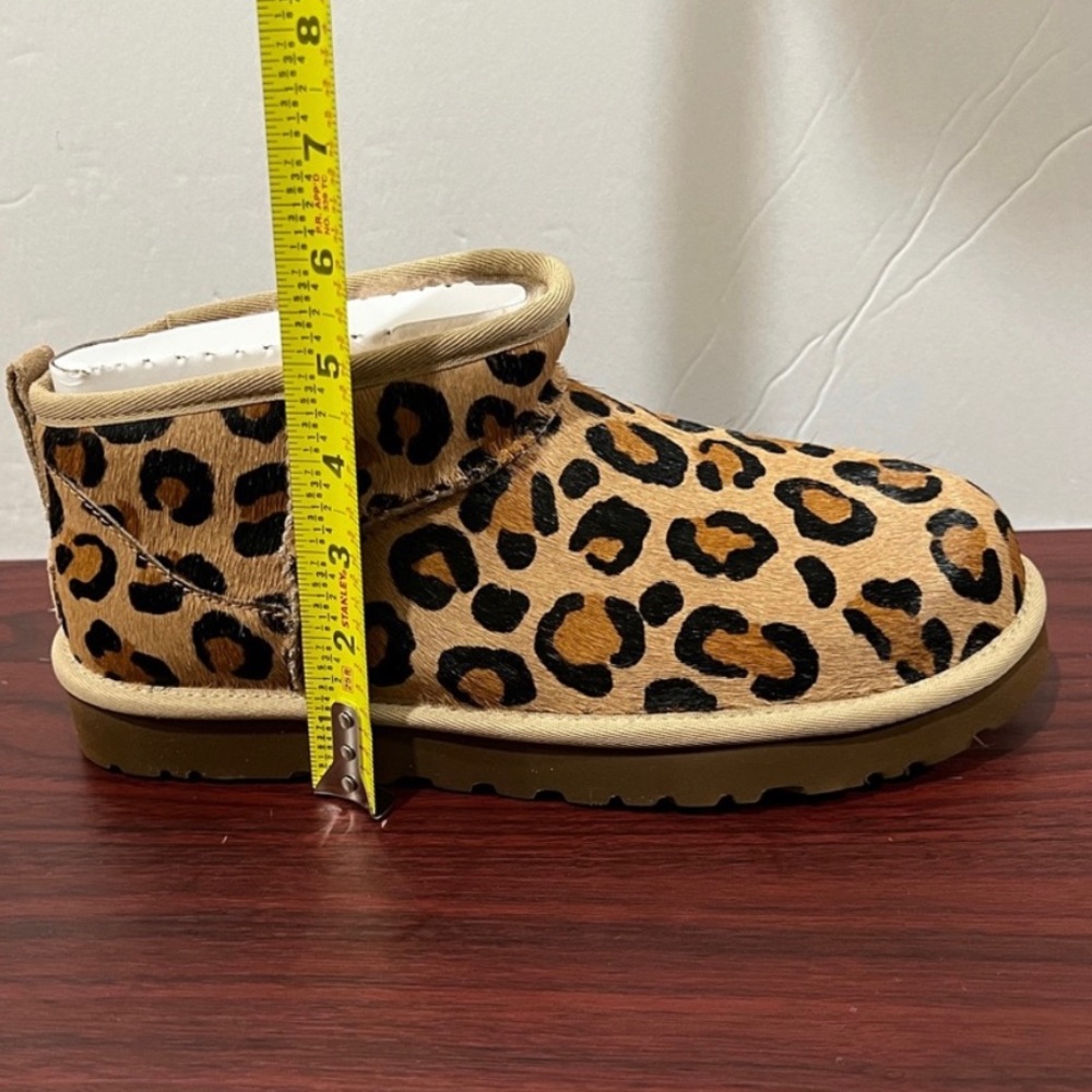 Authentic Ugg Boot Very Warm And Cute